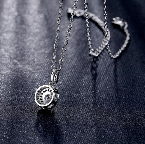 Classical Design Halo 0.5ct CZ Stone White Gold Rose Gold Color Pendant Necklaces Jewelry For Women Collier